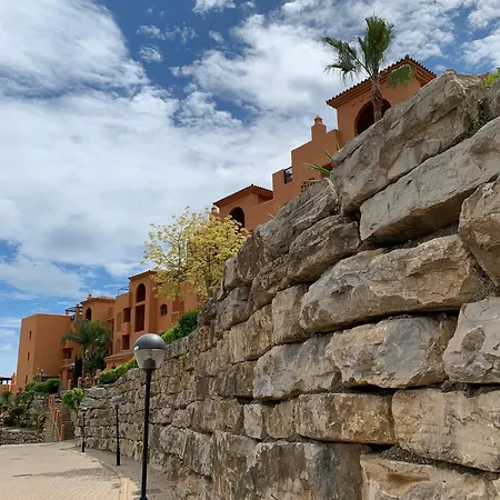 Your Oasis Of Luxury And Leisure At Gazules Del Sol In Marbella Area - Benahavis アパート エステポナ