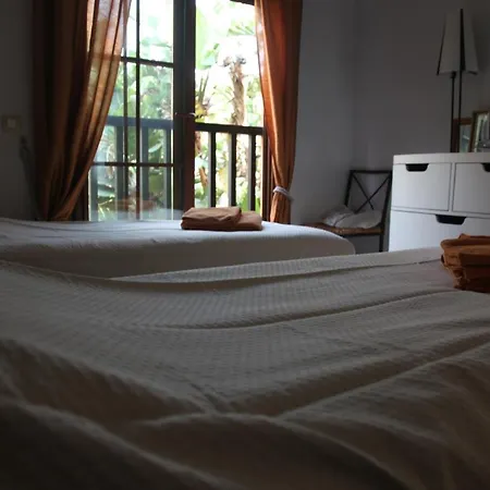 Your Oasis Of Luxury And Leisure At Gazules Del Sol In Marbella Area - Benahavis * Estepona