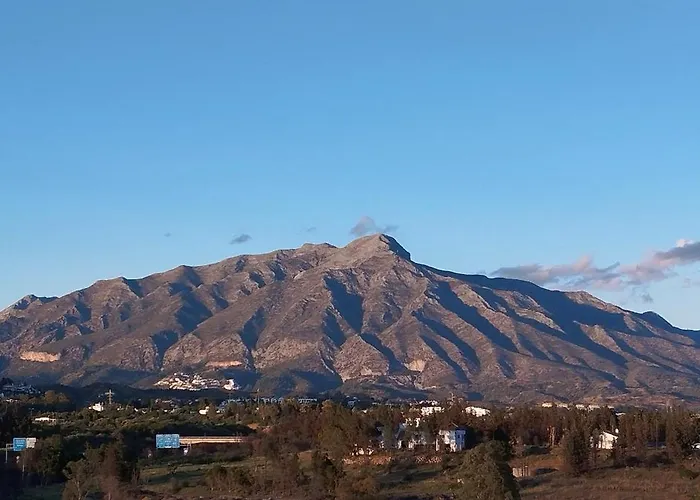 Your Oasis Of Luxury And Leisure At Gazules Del Sol In Marbella Area - Benahavis *