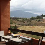 Your Oasis Of Luxury And Leisure At Gazules Del Sol In Marbella Area - Benahavis Εστεπόνα