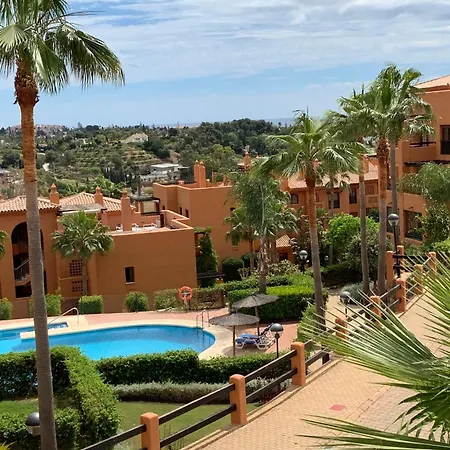 Your Oasis Of Luxury And Leisure At Gazules Del Sol In Marbella Area - Benahavis Εστεπόνα